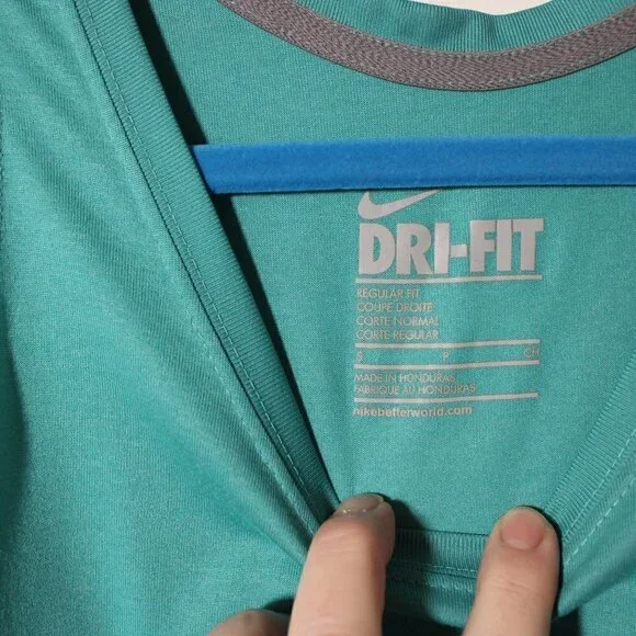 Nike Dri-Fit Tank Top Size Small - Picture 4 of 7
